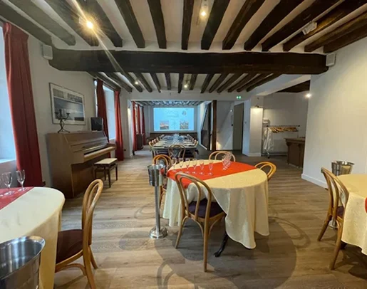 Privatisation de salle ou du restaurant pour un événement unique à La Celel Saint Cloud - 78